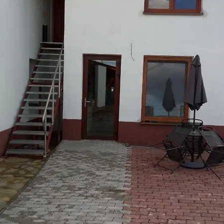 Na Samote Apartment *